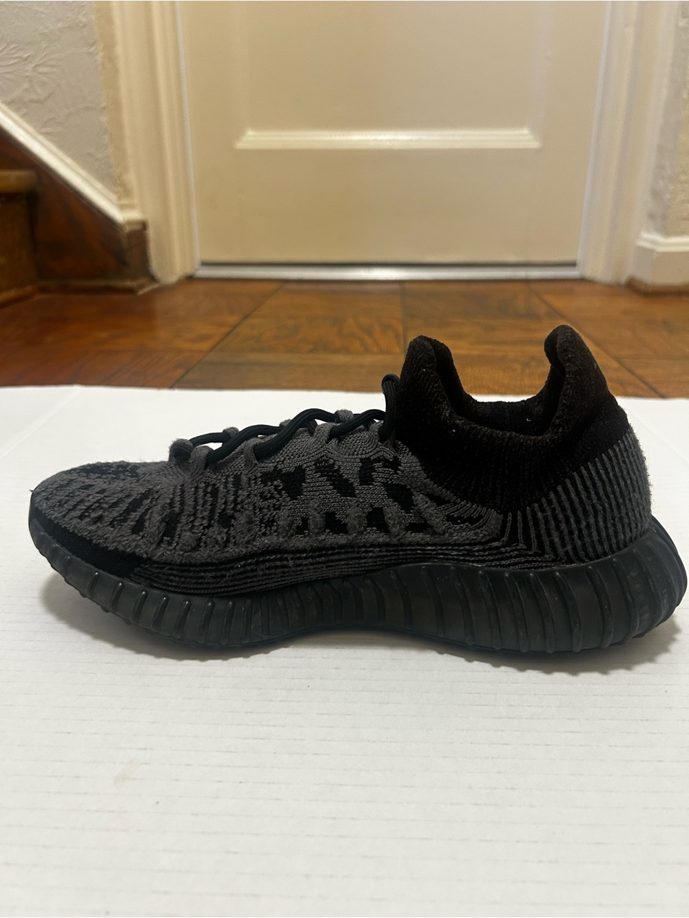 Men's Slate Onyx Adidas Yeezy Boost 350  V2 CMPCT Sneakers - Picture 6 of 9